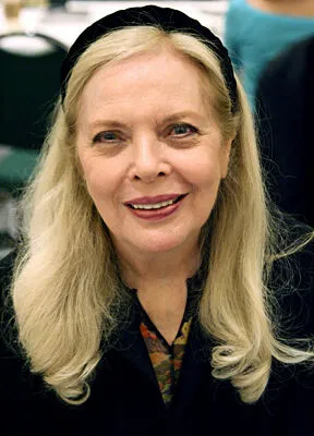 Barbara Bain