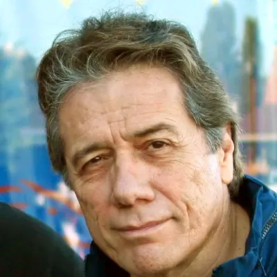 Edward James Olmos