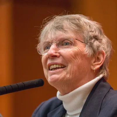 Lois Lowry