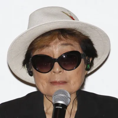 Yoko Ono